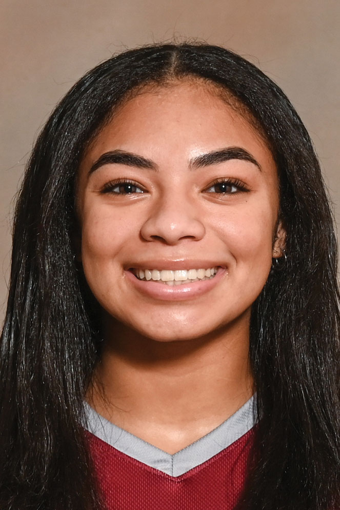 A headshot of Kaya Mahy ’25